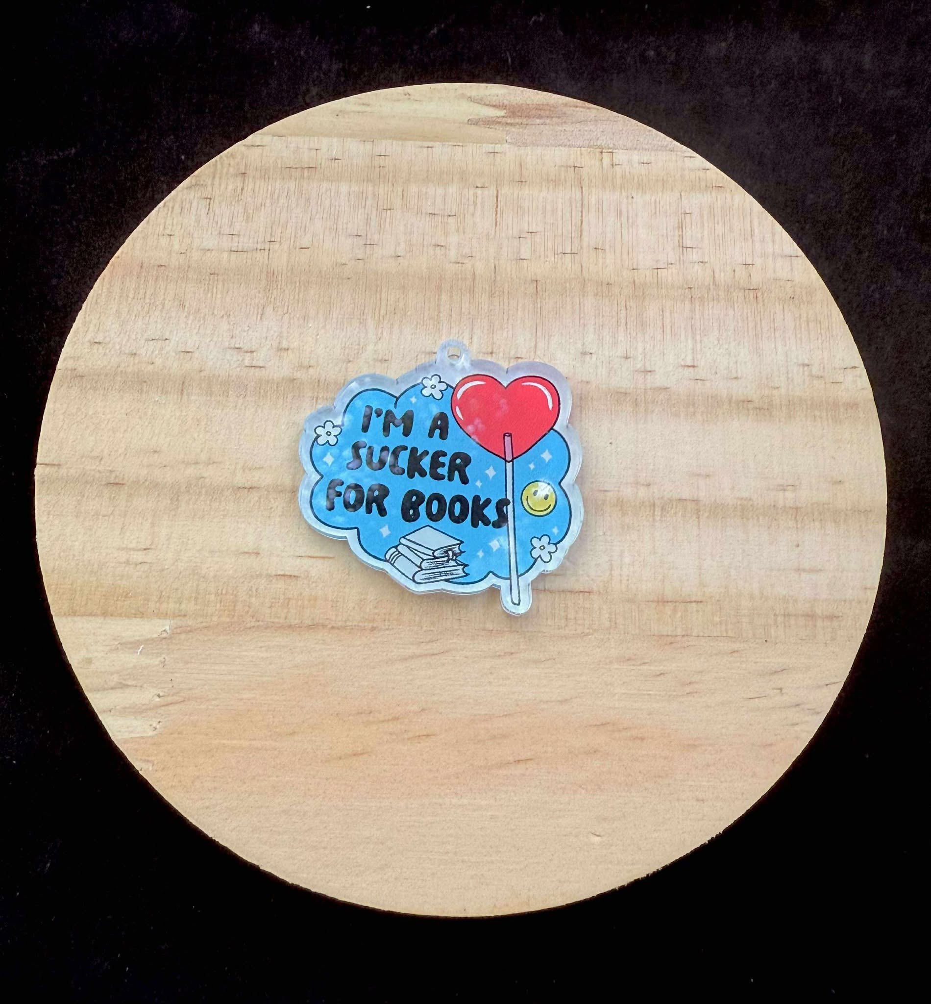 “I’m a Sucker for Books” Dust Plug Charm – With Keyring & Clasp (iPhone, USB-C, Micro USB)