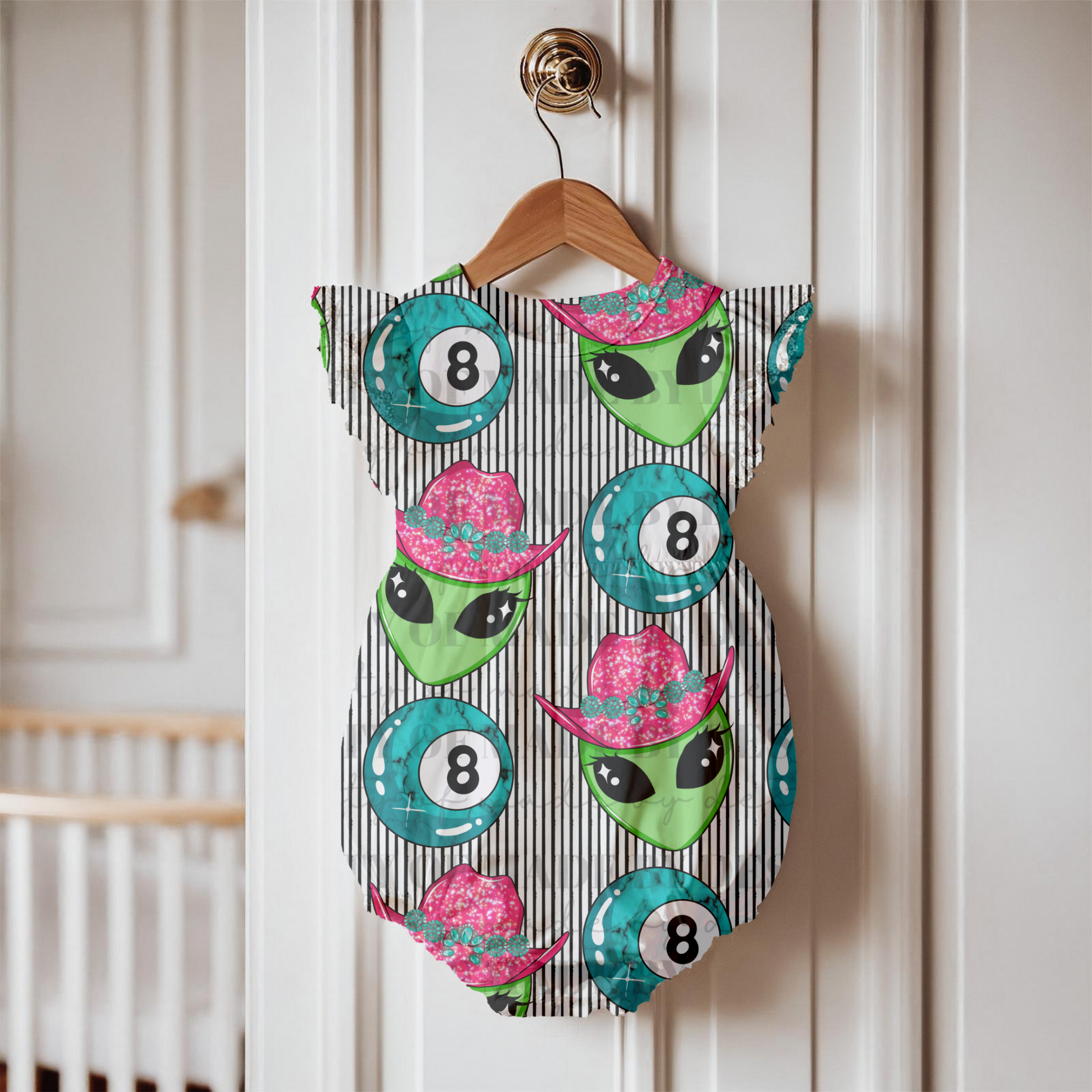 Cowgirl Alien & 8 Ball Seamless PNG